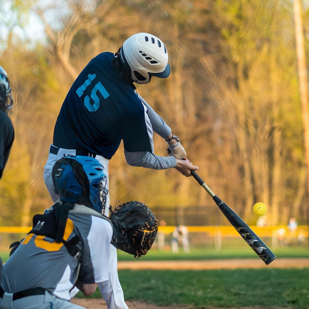 Buying Guide: How to Choose the Right Baseball Bat for You